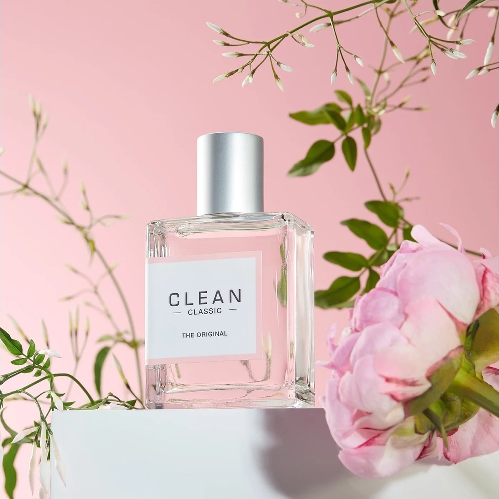 CLASSIC CLEAN ORIGINAL EAU DE PARFUM 2.0 oz/60 mL  |  ORIGINAL BOX NOT INCLUDED